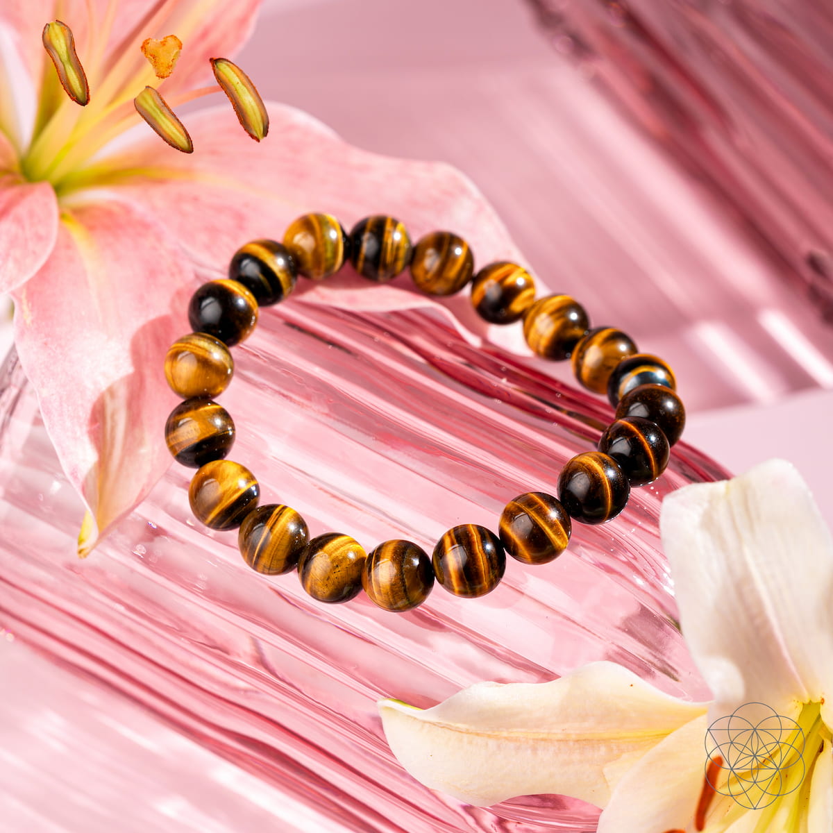 Conscious Items Built to Win 7A Grade Tiger’s Eye bracelet with polished beads and elastic cord for stylish, natural gemstone jewelry.